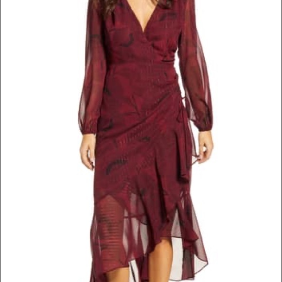 Astr Dresses & Skirts - ASTR Poppy Printed Formal Dress